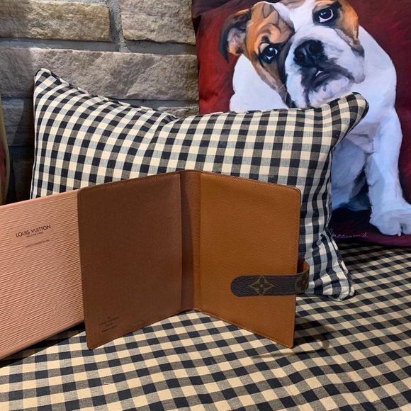 Louis Vuitton Vintage Address/Agenda Book - Picture 2 of 11